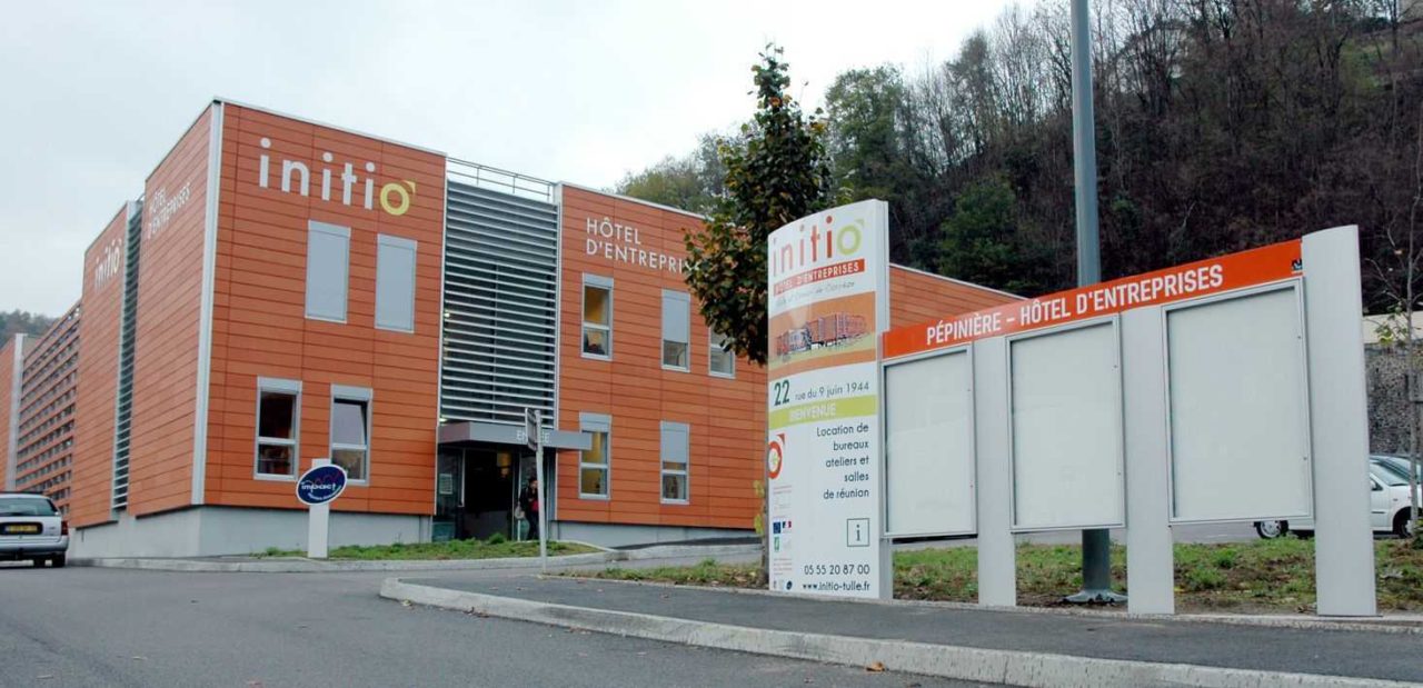 Enseigneinitio002