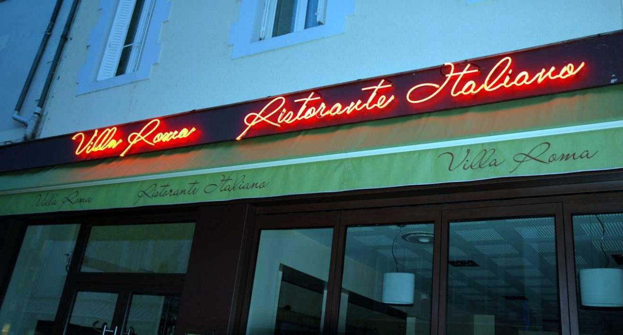 Enseignevillaroma001