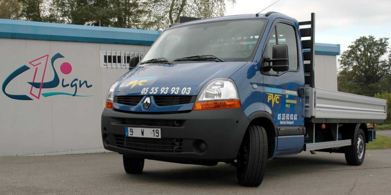 Véhiculeegletonspvc001